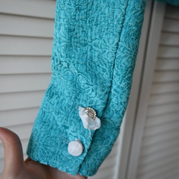 MAJORELLE Turquoise Cropped Blazer - Picture 8 of 11